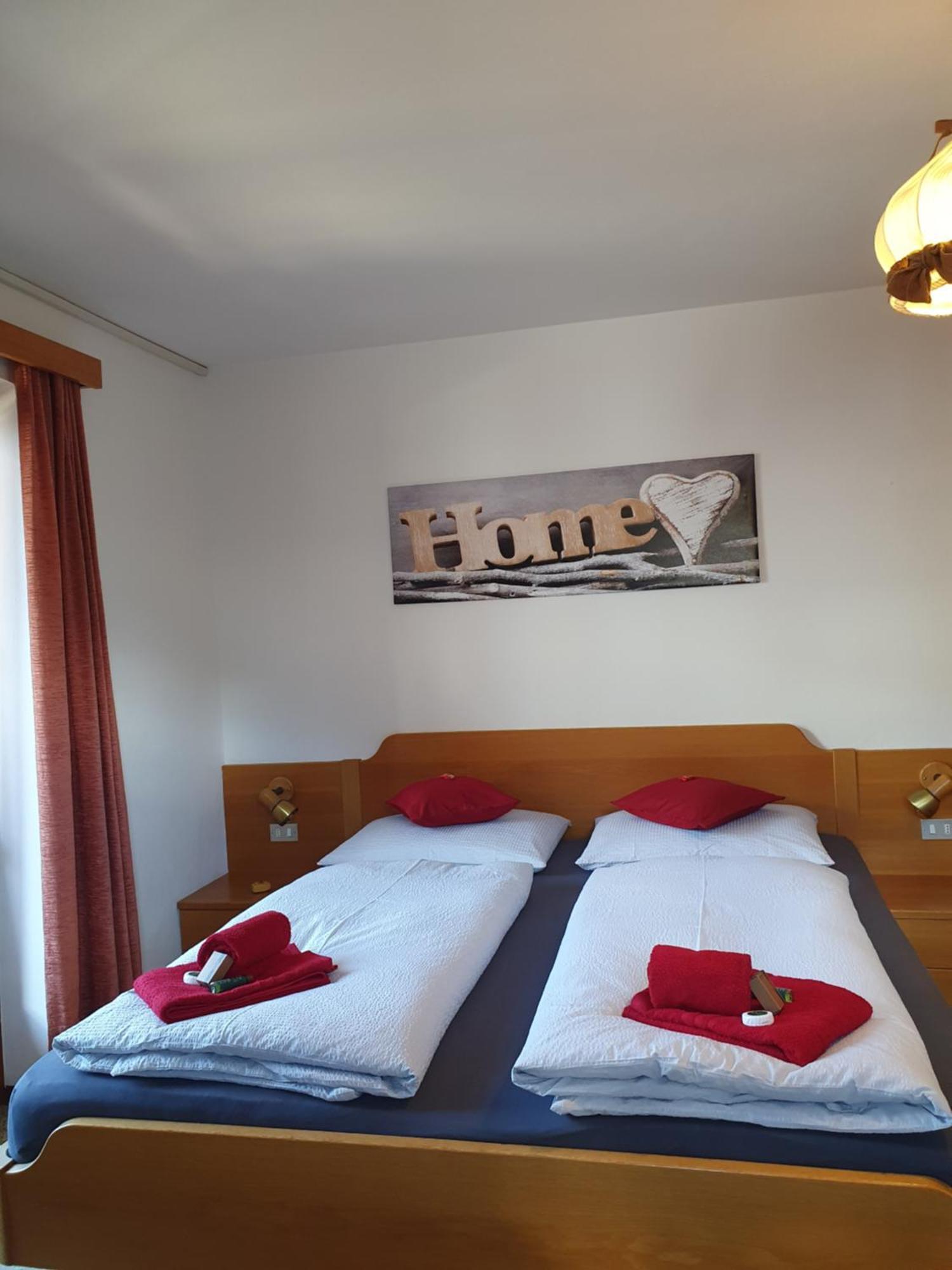 B&B Garni Lantschner カステルロット エクステリア 写真