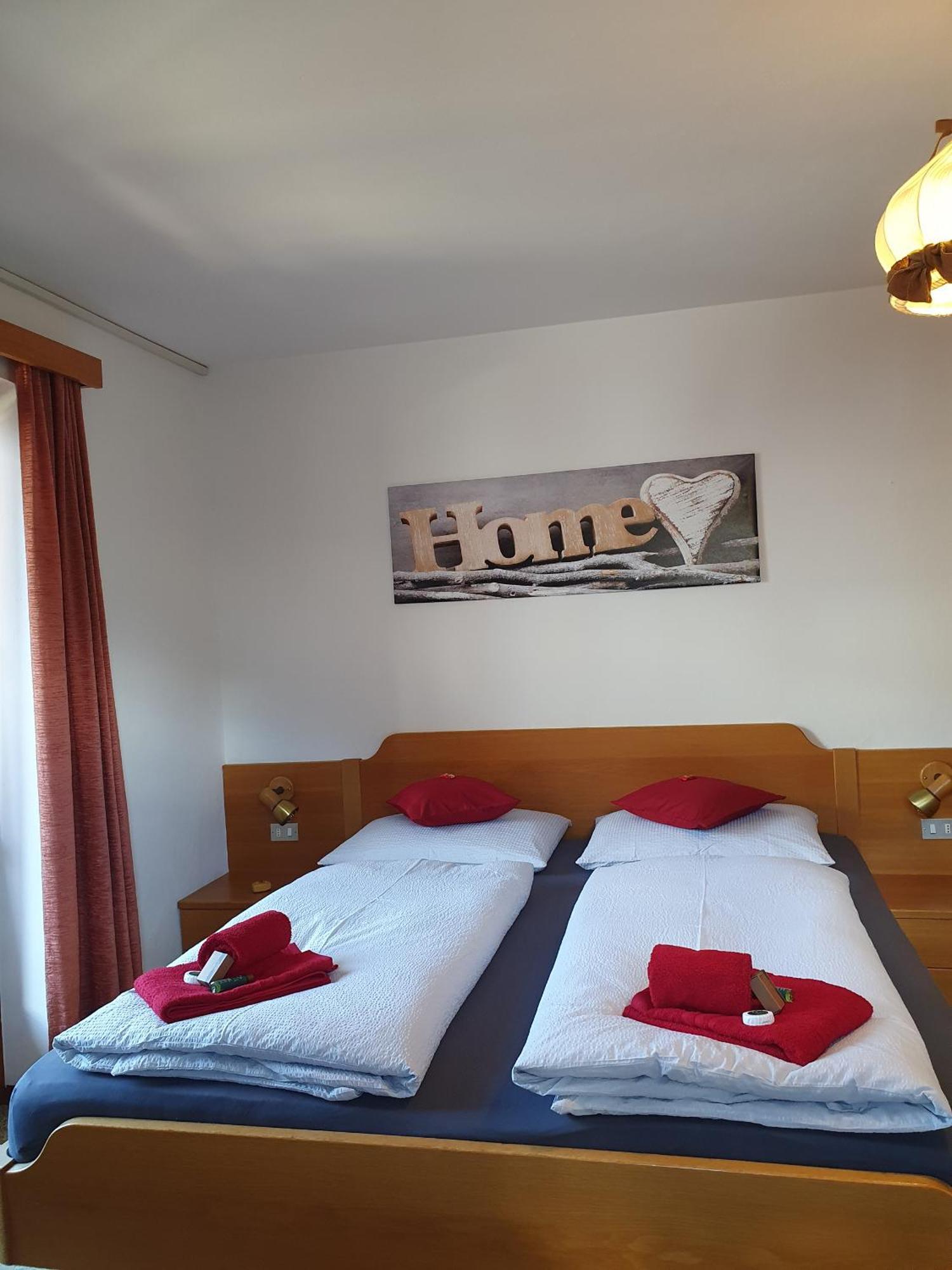 B&B Garni Lantschner カステルロット エクステリア 写真